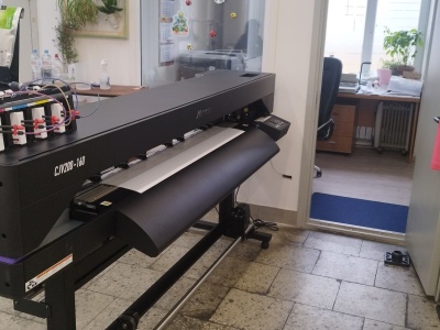 Оснащение современным оборудованием: поставка Mimaki CJV200